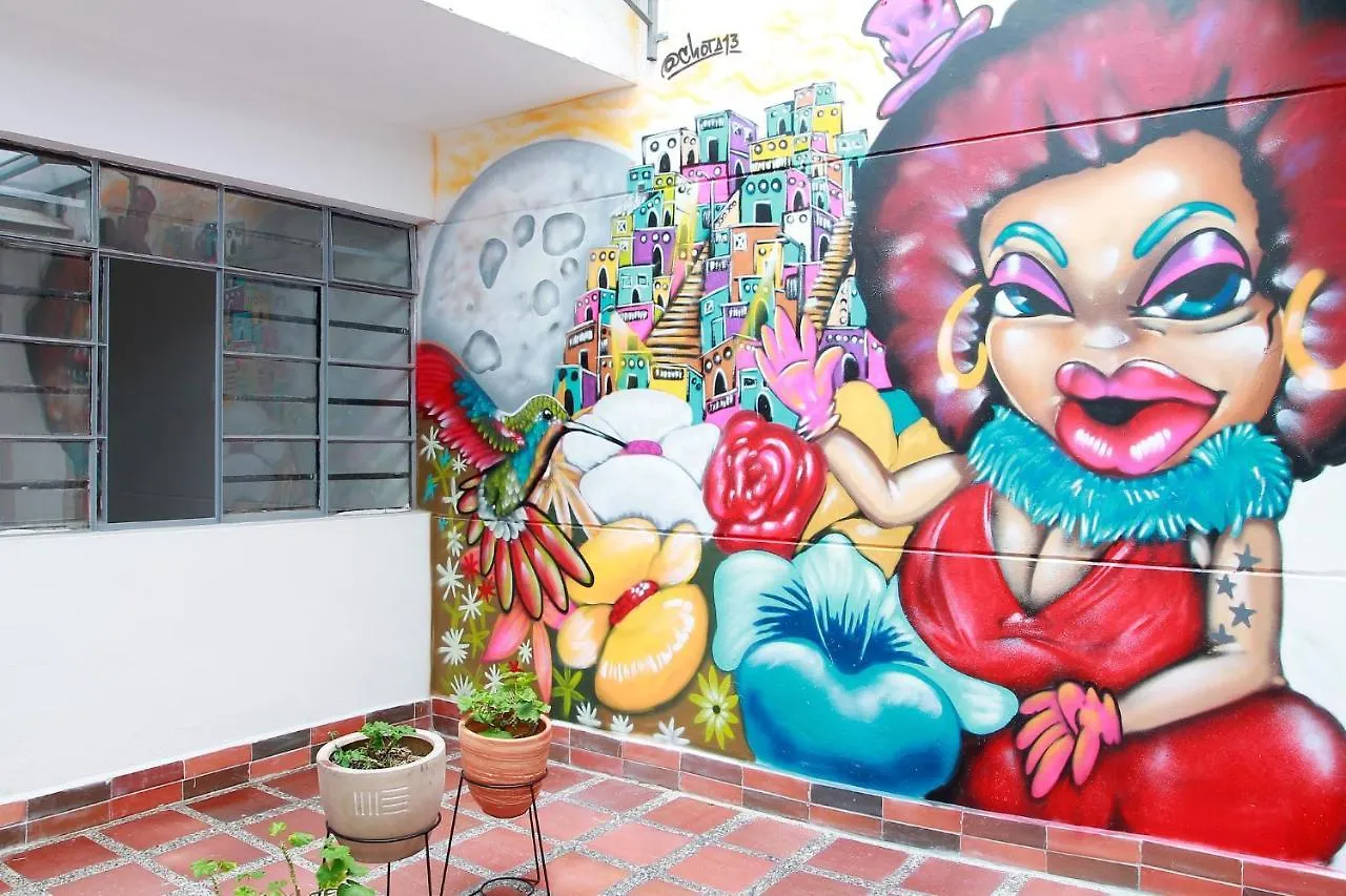 Casa Tuvia Parque Albergue Medellín Hostal