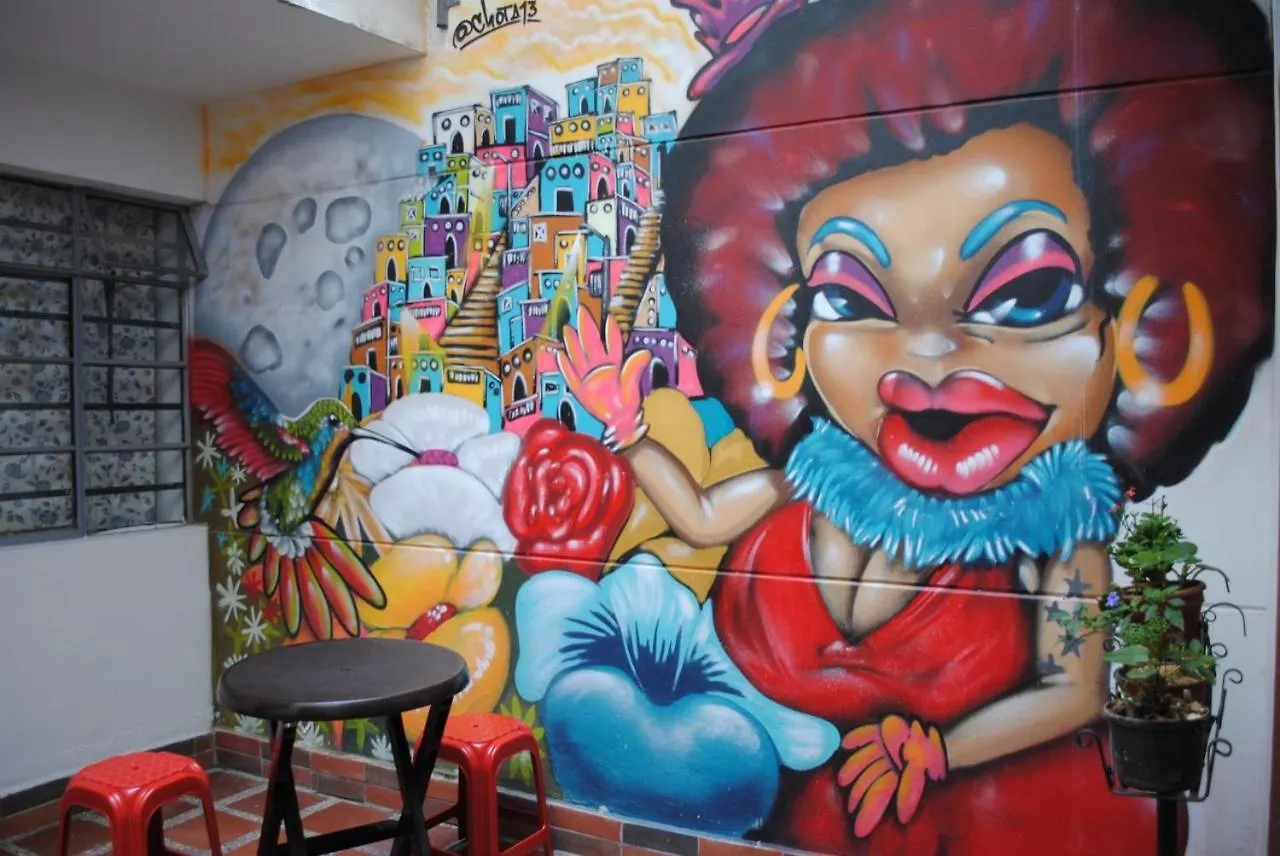 A Pousada Casa Tuvia Parque Medellín Colômbia