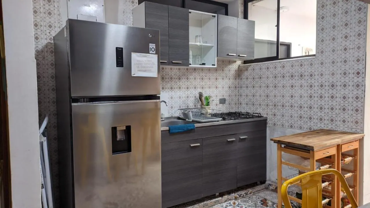 Casa Tuvia Parque Hostel Medellin