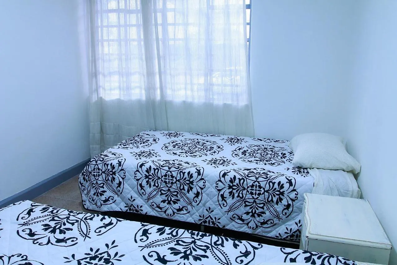 Casa Tuvia Parque Hostel Medellin